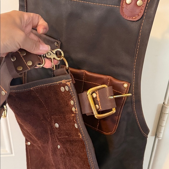 Heavy Duty Leather Apron - Picture 9 of 17